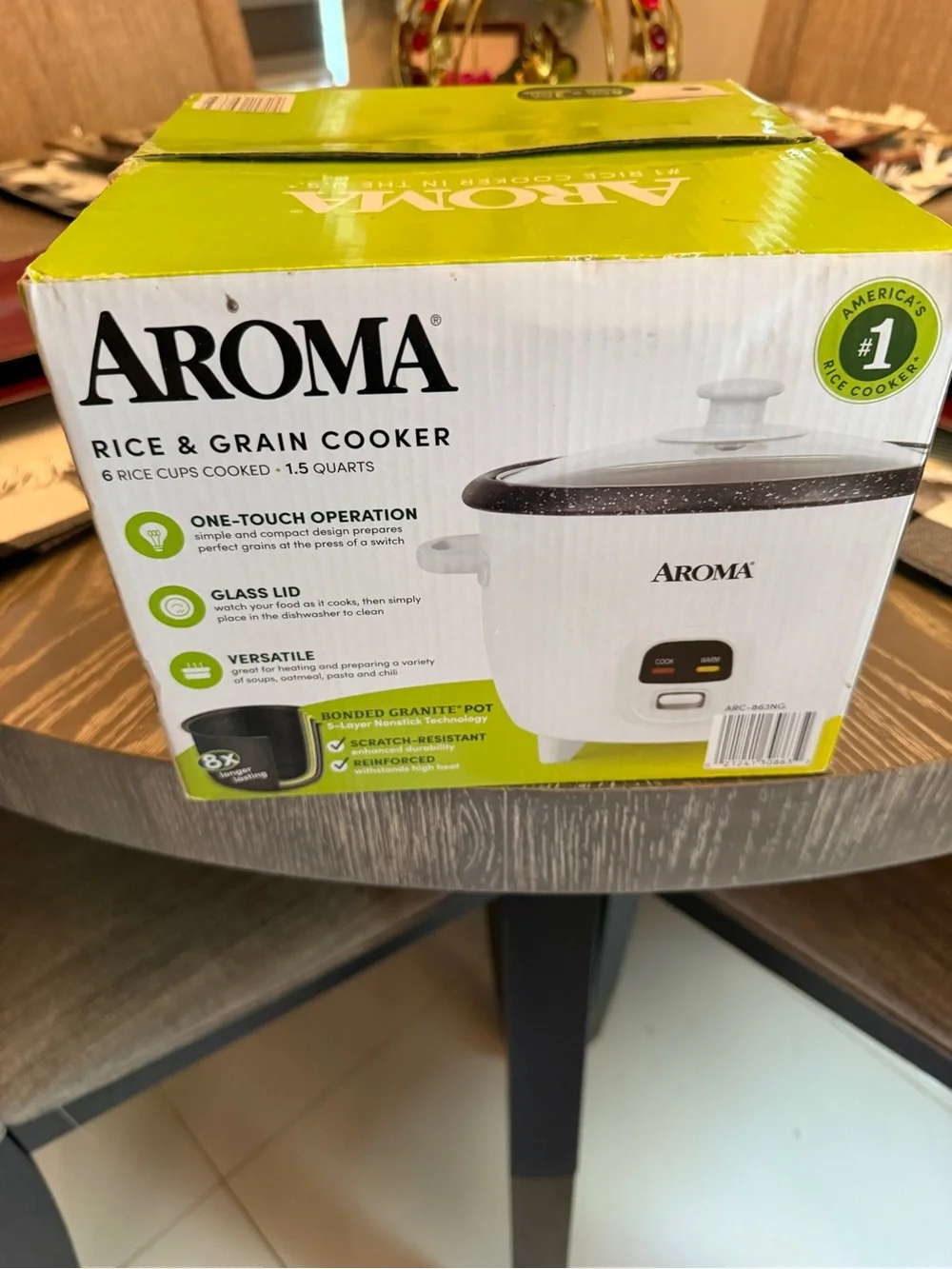 Aroma Home White and Black Rice & Grain Cooker